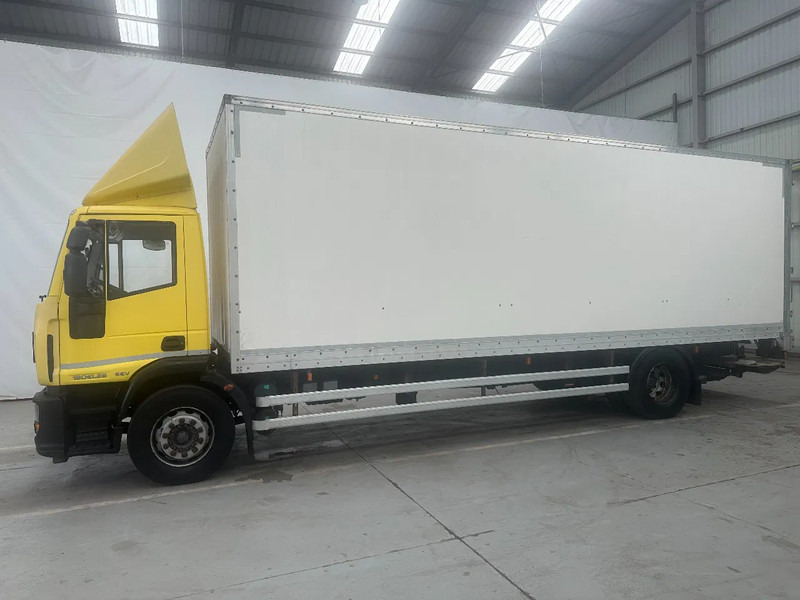 Iveco Eurocargo 190EL28 EURO 5 EEV 272000 km - Грузовик с закрытым кузовом: фото 2 Iveco Eurocargo 190EL28 EURO 5 EEV 272000 km - Грузовик с закрытым кузовом: фото 2