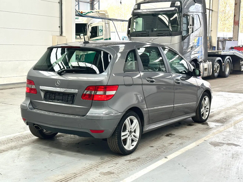 Mercedes-Benz B-Klasse 180 CDI - Седан: фото 5 Mercedes-Benz B-Klasse 180 CDI - Седан: фото 5