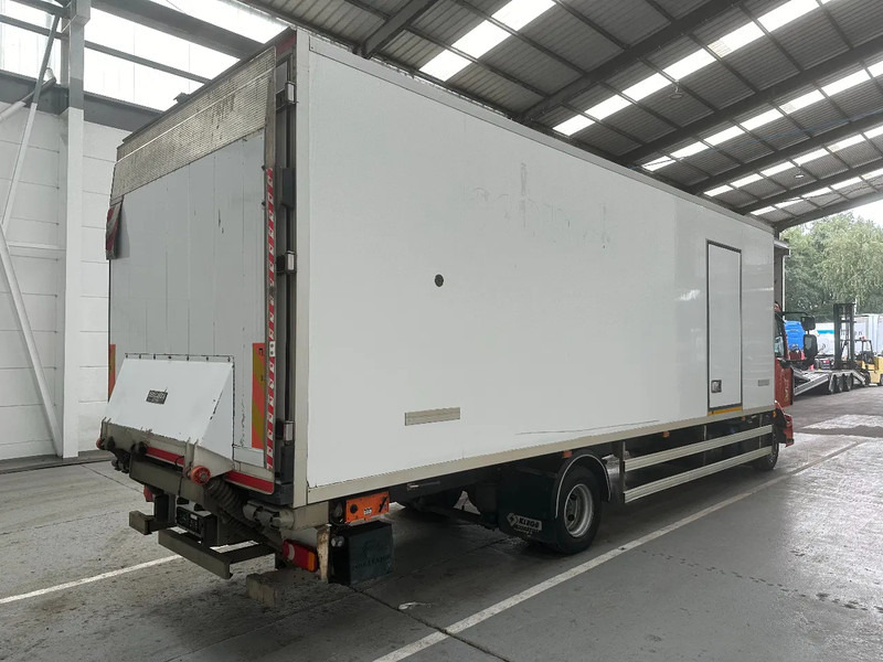 Renault D 12 220 / 264728 km - Рефрижератор: фото 5 Renault D 12 220 / 264728 km - Рефрижератор: фото 5