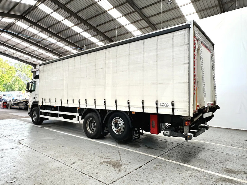 Volvo FM 330 / Essieu relevable et directionnel / Steerable lift axle / Lift as en stuuras - Тентованный грузовик: фото 3 Volvo FM 330 / Essieu relevable et directionnel / Steerable lift axle / Lift as en stuuras - Тентованный грузовик: фото 3