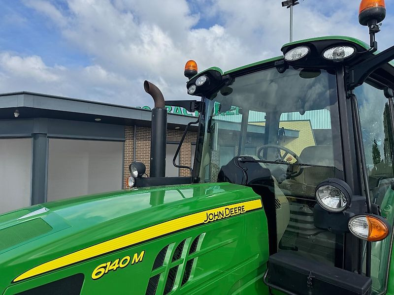 John Deere 6140M AQ+ 40KM 2022 1795 UUR TLS MCS LUCHTDRUK!!! - Трактор: фото 5 John Deere 6140M AQ+ 40KM 2022 1795 UUR TLS MCS LUCHTDRUK!!! - Трактор: фото 5