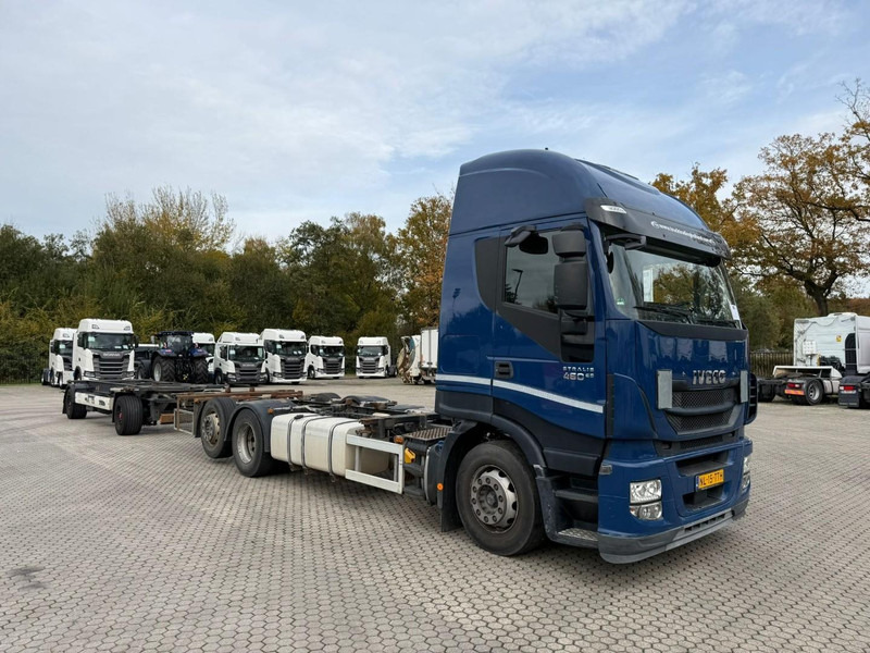 Krone AZ BDF clean chassis airsuspension BPW axle - Прицеп-контейнеровоз/ Сменный кузов: фото 1 Krone AZ BDF clean chassis airsuspension BPW axle - Прицеп-контейнеровоз/ Сменный кузов: фото 1