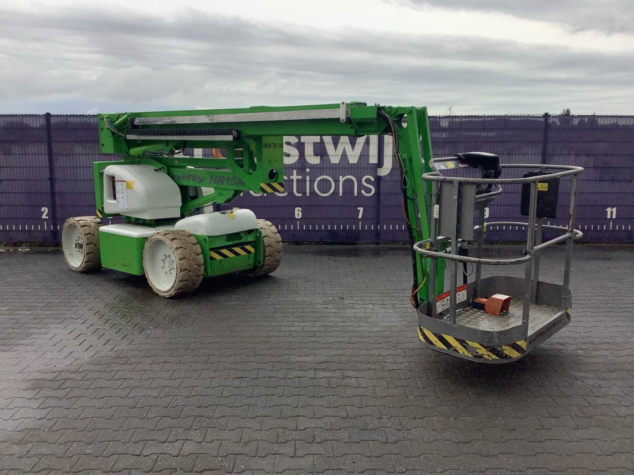 2001 - NIFTY - HR15N HYBRID - AERIAL PLATFORM - Подъёмник: фото 2 2001 - NIFTY - HR15N HYBRID - AERIAL PLATFORM - Подъёмник: фото 2