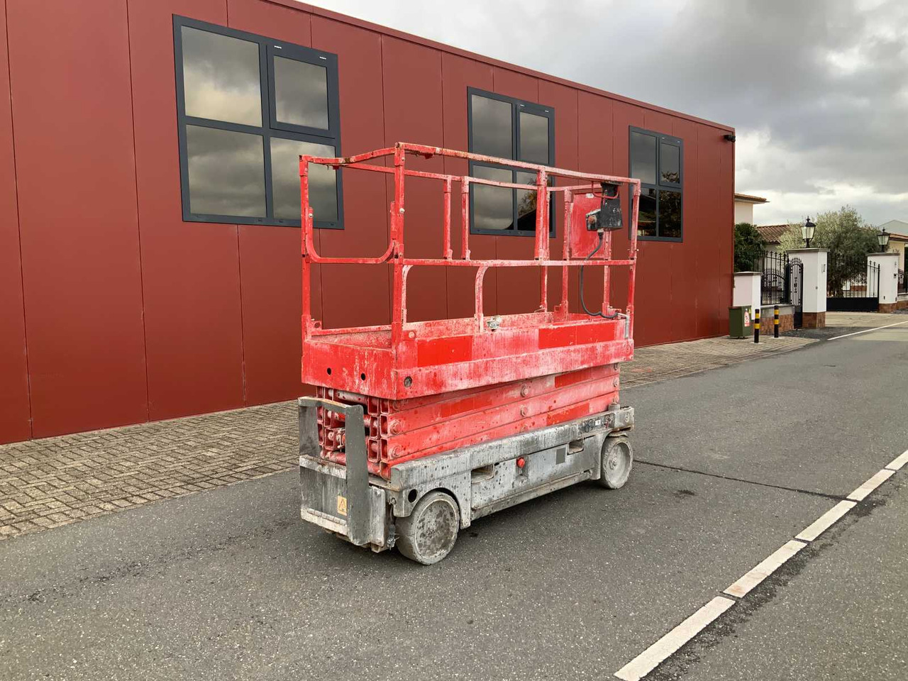 2005 HAULOTTE COMPACT10N AERIAL PLATFORM - Подъёмник: фото 3 2005 HAULOTTE COMPACT10N AERIAL PLATFORM - Подъёмник: фото 3