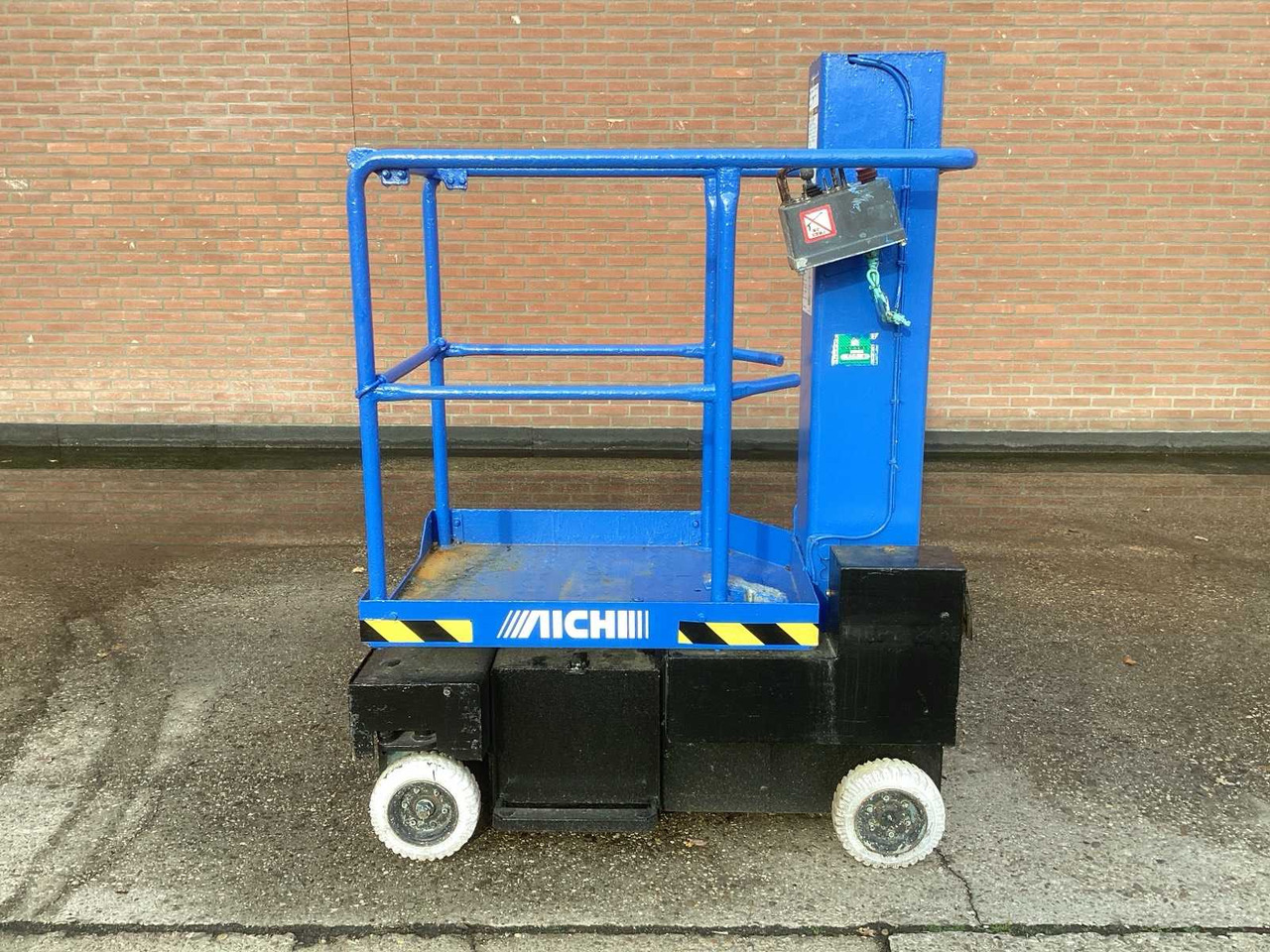 2007 AICHI SV04B AERIAL PLATFORM - Подъёмник: фото 2 2007 AICHI SV04B AERIAL PLATFORM - Подъёмник: фото 2