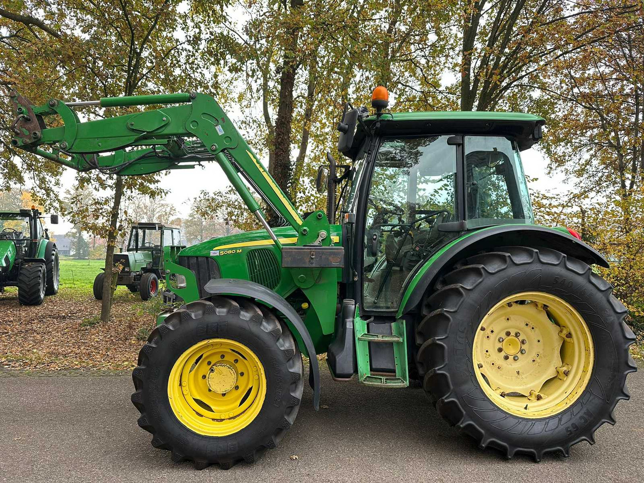 2011 JOHN DEERE 5080M FOUR WHEEL DRIVE FARM TRACTOR - Трактор: фото 2 2011 JOHN DEERE 5080M FOUR WHEEL DRIVE FARM TRACTOR - Трактор: фото 2