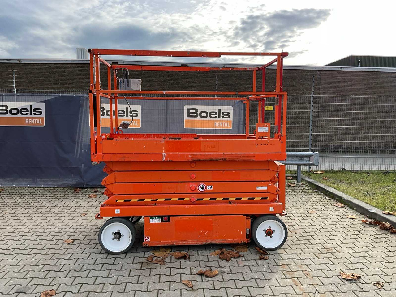 2014 SKYJACK SJ III 4626 AERIAL PLATFORM - Подъёмник: фото 3 2014 SKYJACK SJ III 4626 AERIAL PLATFORM - Подъёмник: фото 3