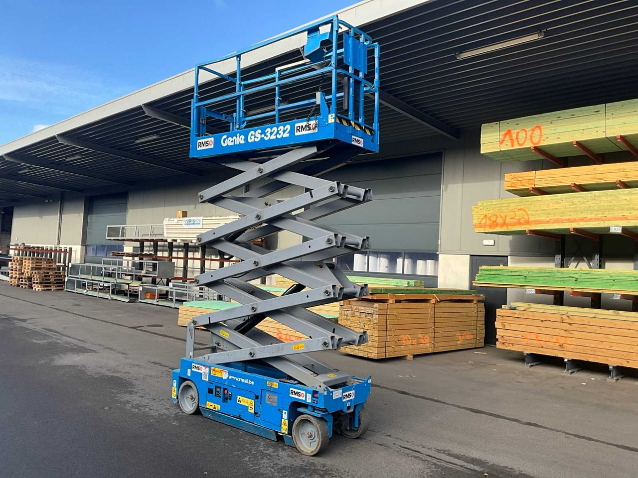 2015 GENIE GS-3232 AERIAL WORK PLATFORM - Подъёмник: фото 2 2015 GENIE GS-3232 AERIAL WORK PLATFORM - Подъёмник: фото 2