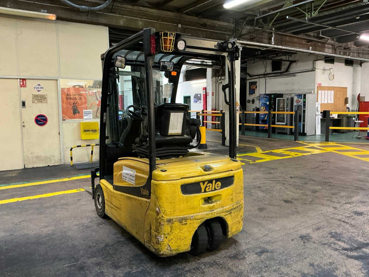 2015 YALE ERP16VF FORKLIFT - Вилочный погрузчик: фото 3 2015 YALE ERP16VF FORKLIFT - Вилочный погрузчик: фото 3