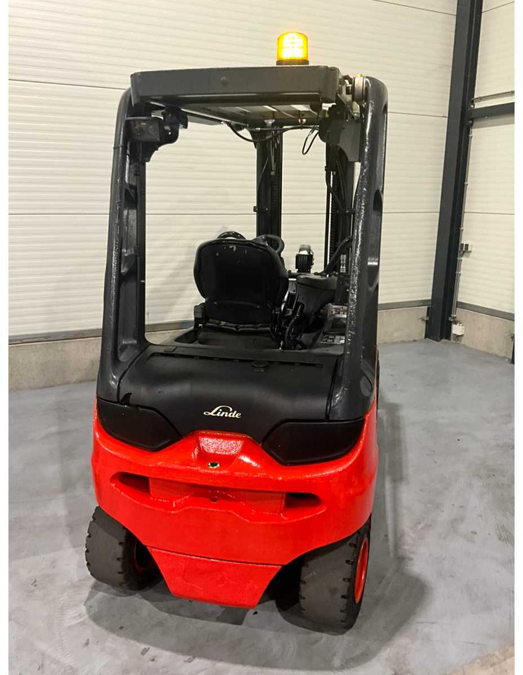 2017 LINDE E30L-01 3000KG FORK ADJUSTER FORKLIFT - Вилочный погрузчик: фото 4 2017 LINDE E30L-01 3000KG FORK ADJUSTER FORKLIFT - Вилочный погрузчик: фото 4