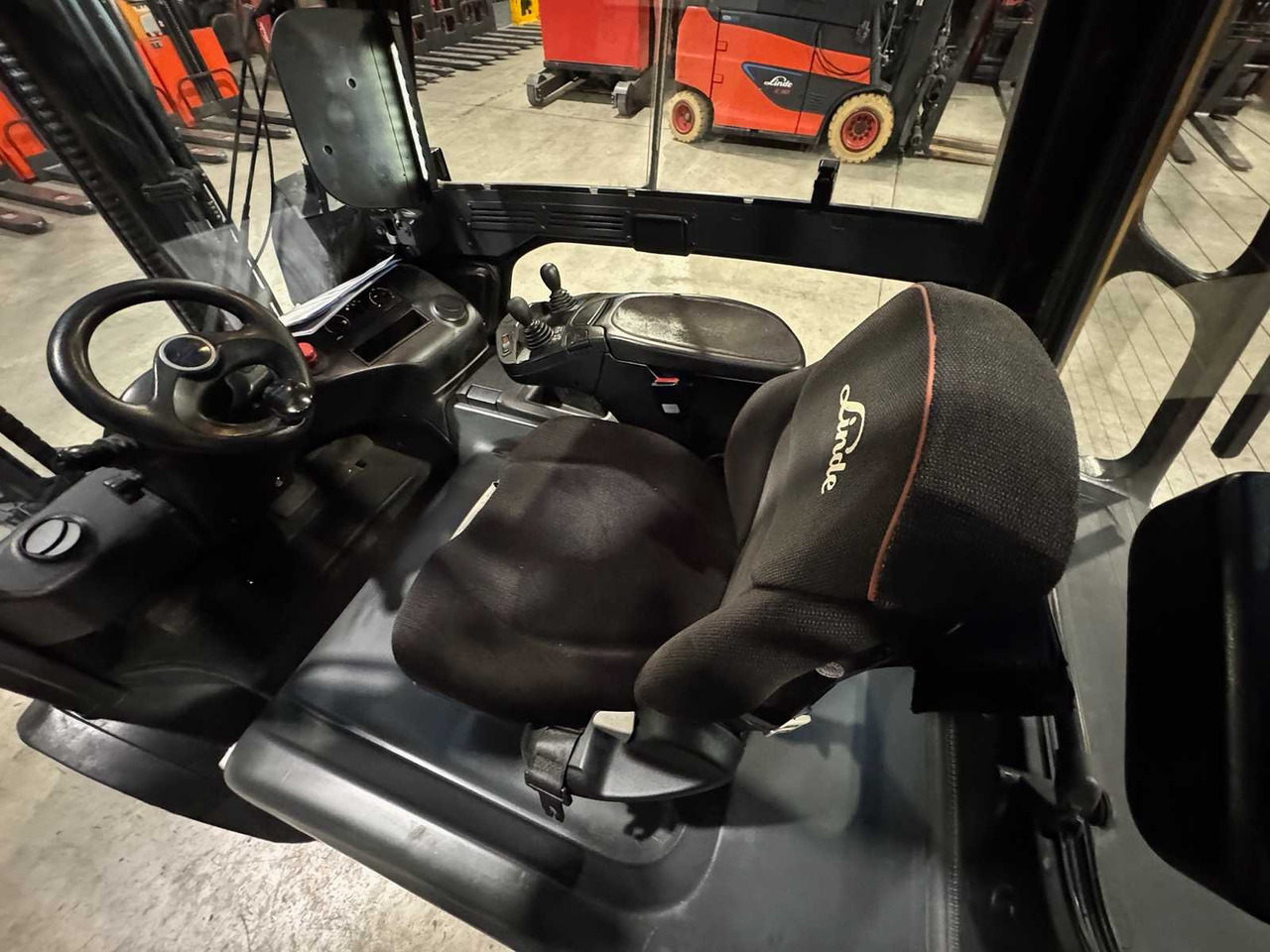 Вилочный погрузчик 2018 SERVICE + UVV 12/2026 LINDE E35L 3RD + 4TH VALVE FORK ADJUSTER 10,744 HOURS ELECTRIC FORKLIFT: фото 16