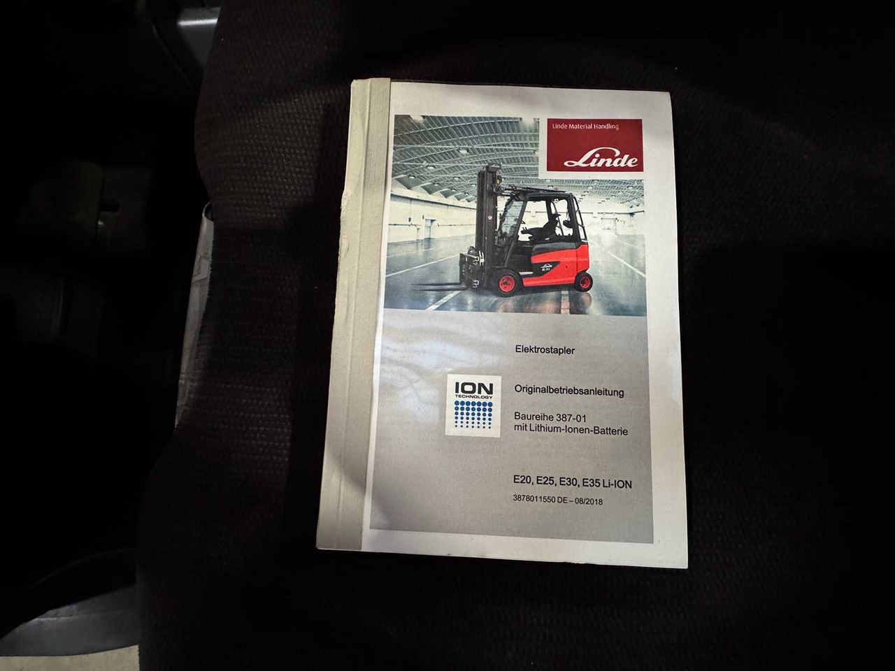 Вилочный погрузчик 2018 SERVICE + UVV 12/2026 LINDE E35L 3RD + 4TH VALVE FORK ADJUSTER 10,744 HOURS ELECTRIC FORKLIFT: фото 21