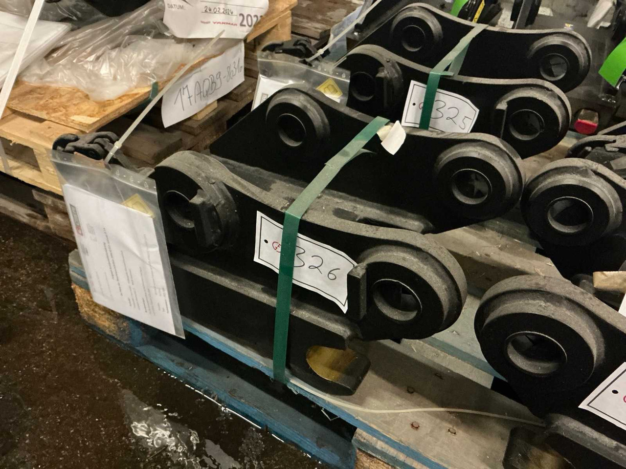 2022 YANMAR HCSW08 QUICK COUPLER, HYDR. - Колёсный погрузчик: фото 4 2022 YANMAR HCSW08 QUICK COUPLER, HYDR. - Колёсный погрузчик: фото 4