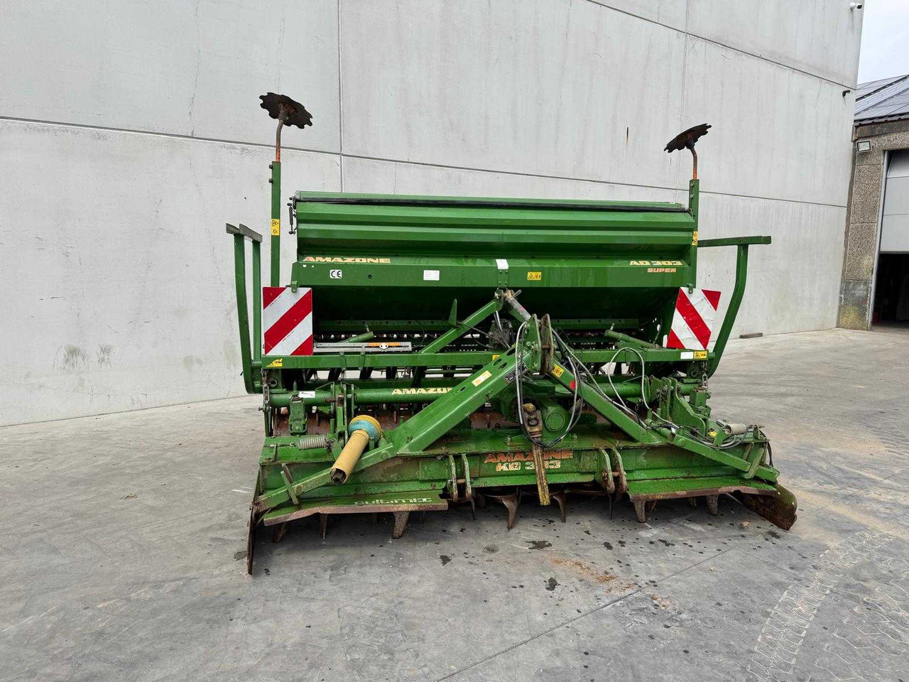 Amazone AD303 + KG303 - Сеялка точного высева: фото 3 Amazone AD303 + KG303 - Сеялка точного высева: фото 3