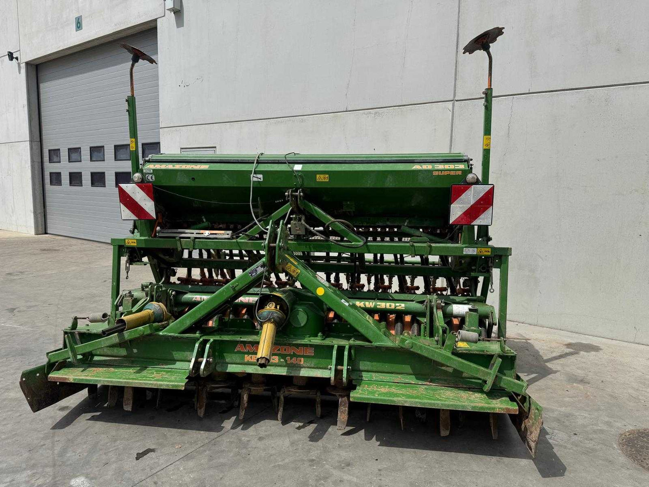 Amazone KE303-AD303 - Сеялка точного высева: фото 2 Amazone KE303-AD303 - Сеялка точного высева: фото 2