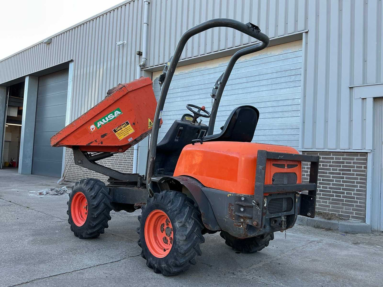 Ausa 150 AHG - Внедорожный самосвал: фото 3 Ausa 150 AHG - Внедорожный самосвал: фото 3