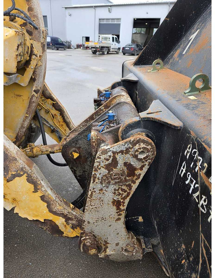 CAT 966 MXE - Колёсный погрузчик: фото 3 CAT 966 MXE - Колёсный погрузчик: фото 3