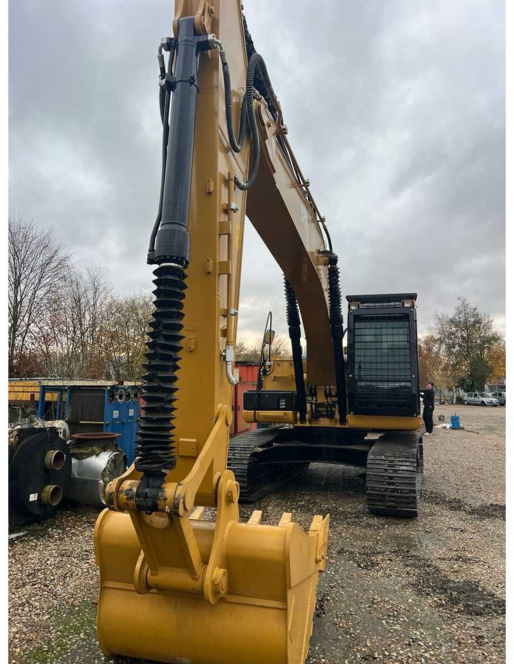 CATERPILLAR - 2016 - 320 D2 - CRAWLER EXCAVATOR - Экскаватор: фото 4 CATERPILLAR - 2016 - 320 D2 - CRAWLER EXCAVATOR - Экскаватор: фото 4