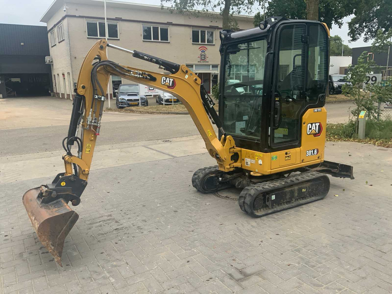 Caterpillar 301.6 - Мини-экскаватор: фото 1 Caterpillar 301.6 - Мини-экскаватор: фото 1