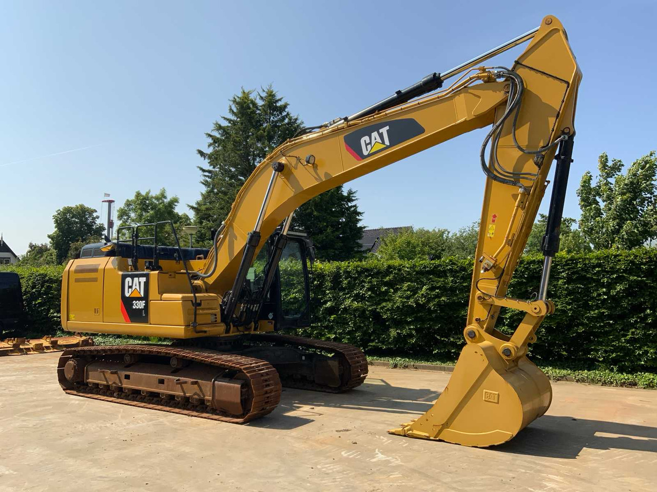 Caterpillar 330FL - Гусеничный экскаватор: фото 2 Caterpillar 330FL - Гусеничный экскаватор: фото 2