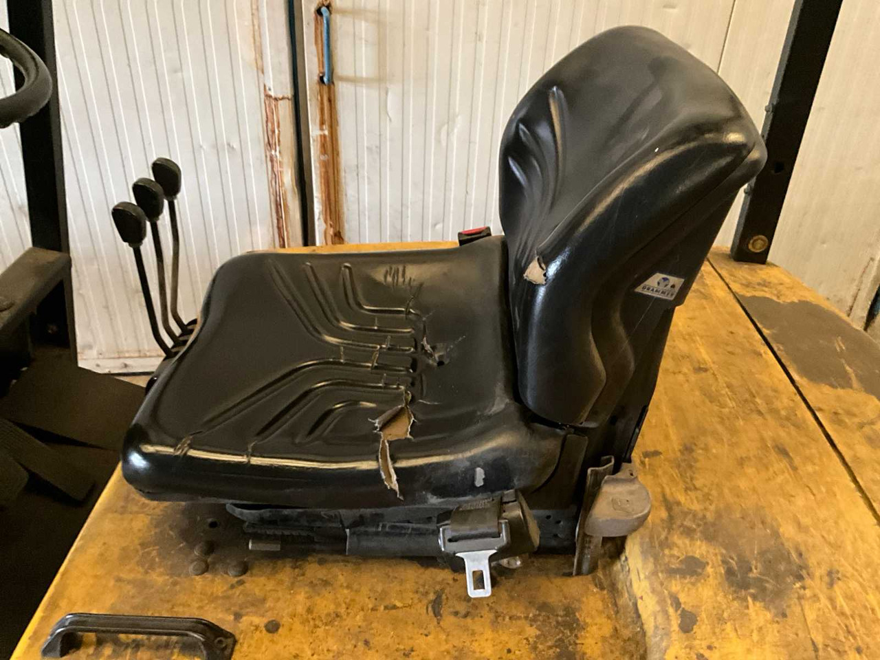 DAEWOO - 2000 - B18T-2 - FORKLIFT LIFT CAPACITY: 1750KG - Вилочный погрузчик: фото 5 DAEWOO - 2000 - B18T-2 - FORKLIFT LIFT CAPACITY: 1750KG - Вилочный погрузчик: фото 5