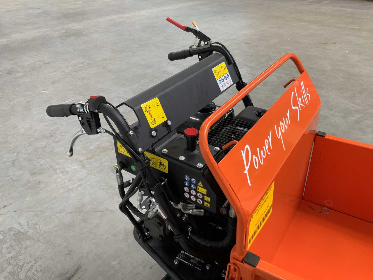 Мини-самосвал DAEWOO - 2025 - DWFMD500 - HYDRAULIC DUMPER PETROL: фото 10 Мини-самосвал DAEWOO - 2025 - DWFMD500 - HYDRAULIC DUMPER PETROL: фото 10