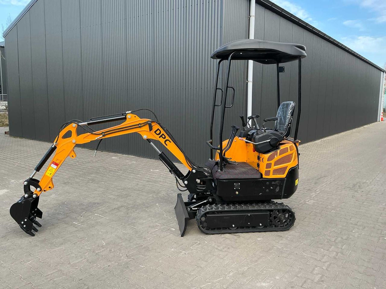DPC HT15L Electric - Мини-экскаватор: фото 3 DPC HT15L Electric - Мини-экскаватор: фото 3
