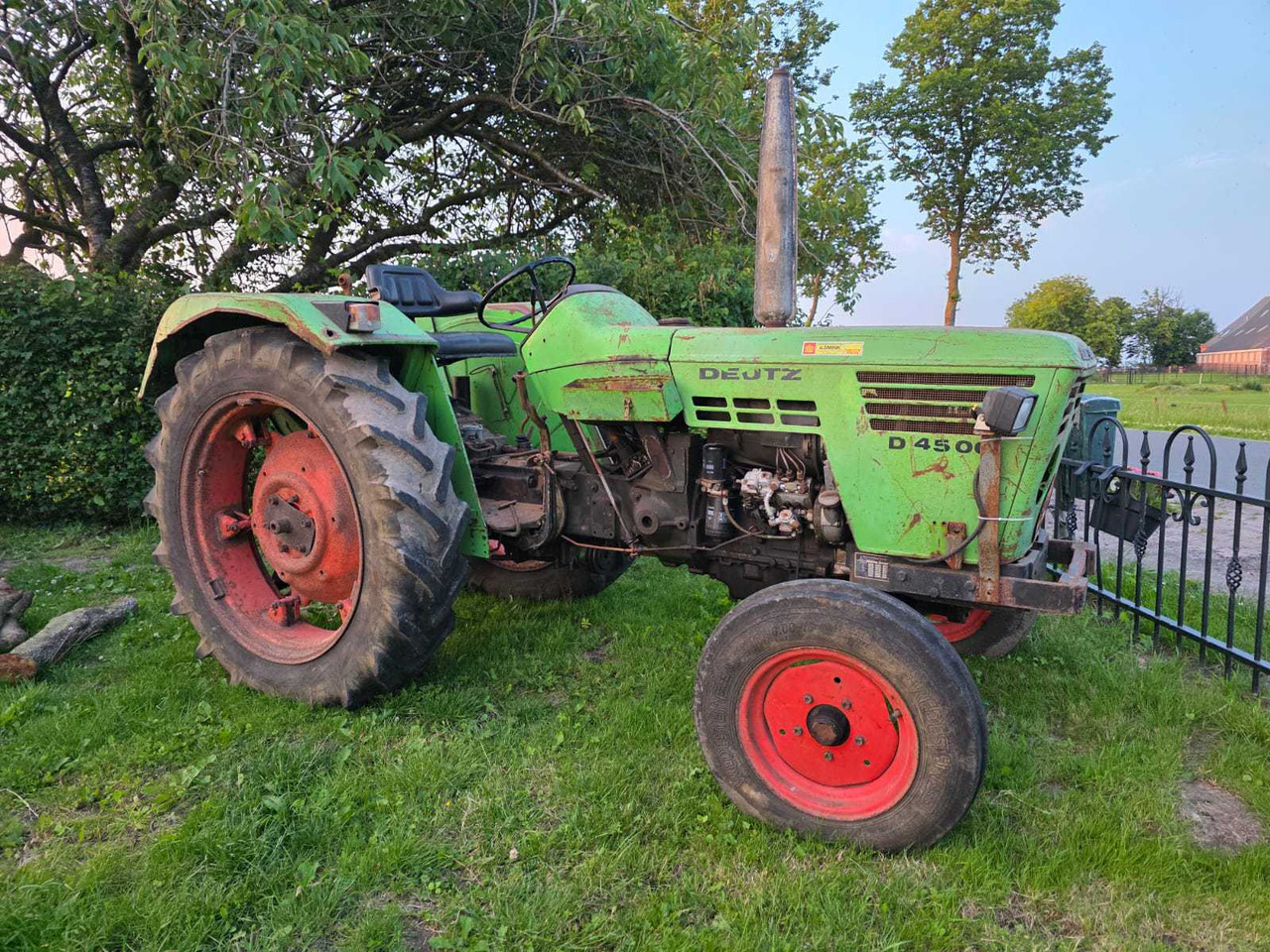 Deutz D4506-S - Трактор: фото 1 Deutz D4506-S - Трактор: фото 1