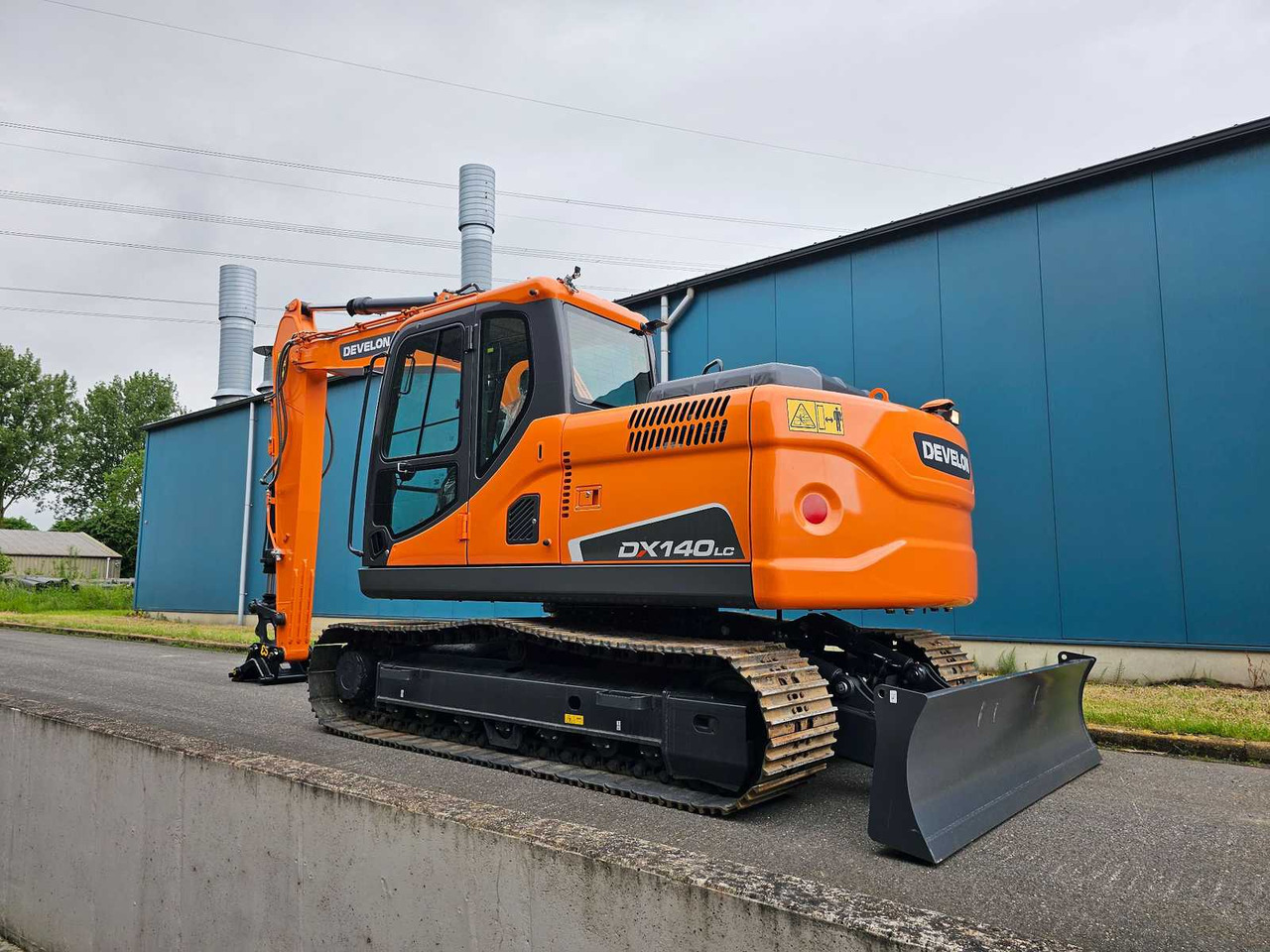 Develon DX140LC - Гусеничный экскаватор: фото 3 Develon DX140LC - Гусеничный экскаватор: фото 3