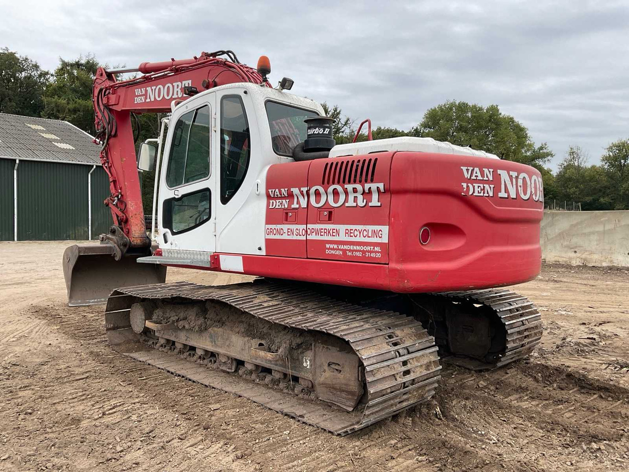 Doosan DX 180LC - Гусеничный экскаватор: фото 3 Doosan DX 180LC - Гусеничный экскаватор: фото 3