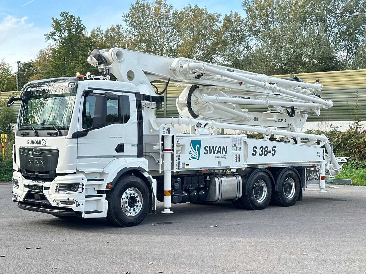 Euromix SWAN 38 / Z-38/125-XArme 5 - Бетононасос стационарный: фото 2 Euromix SWAN 38 / Z-38/125-XArme 5 - Бетононасос стационарный: фото 2