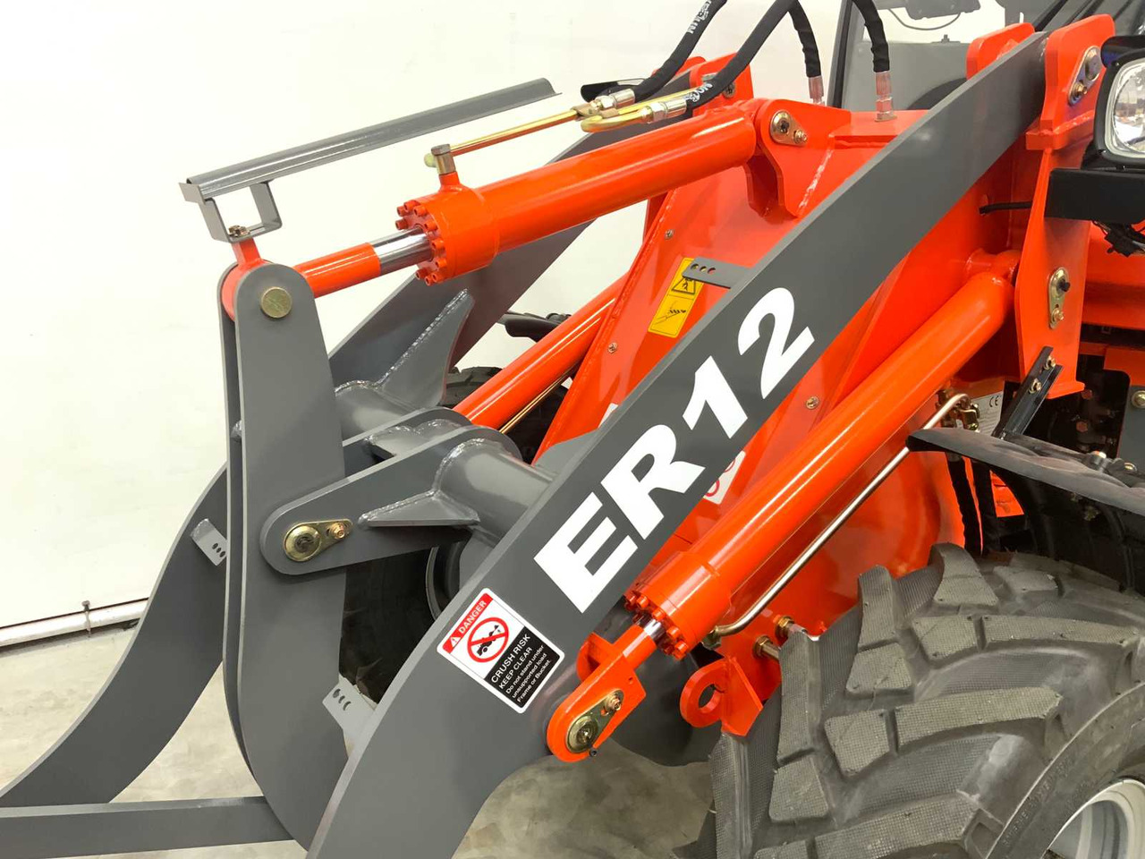 Everun ER12 - Колёсный погрузчик: фото 3 Everun ER12 - Колёсный погрузчик: фото 3