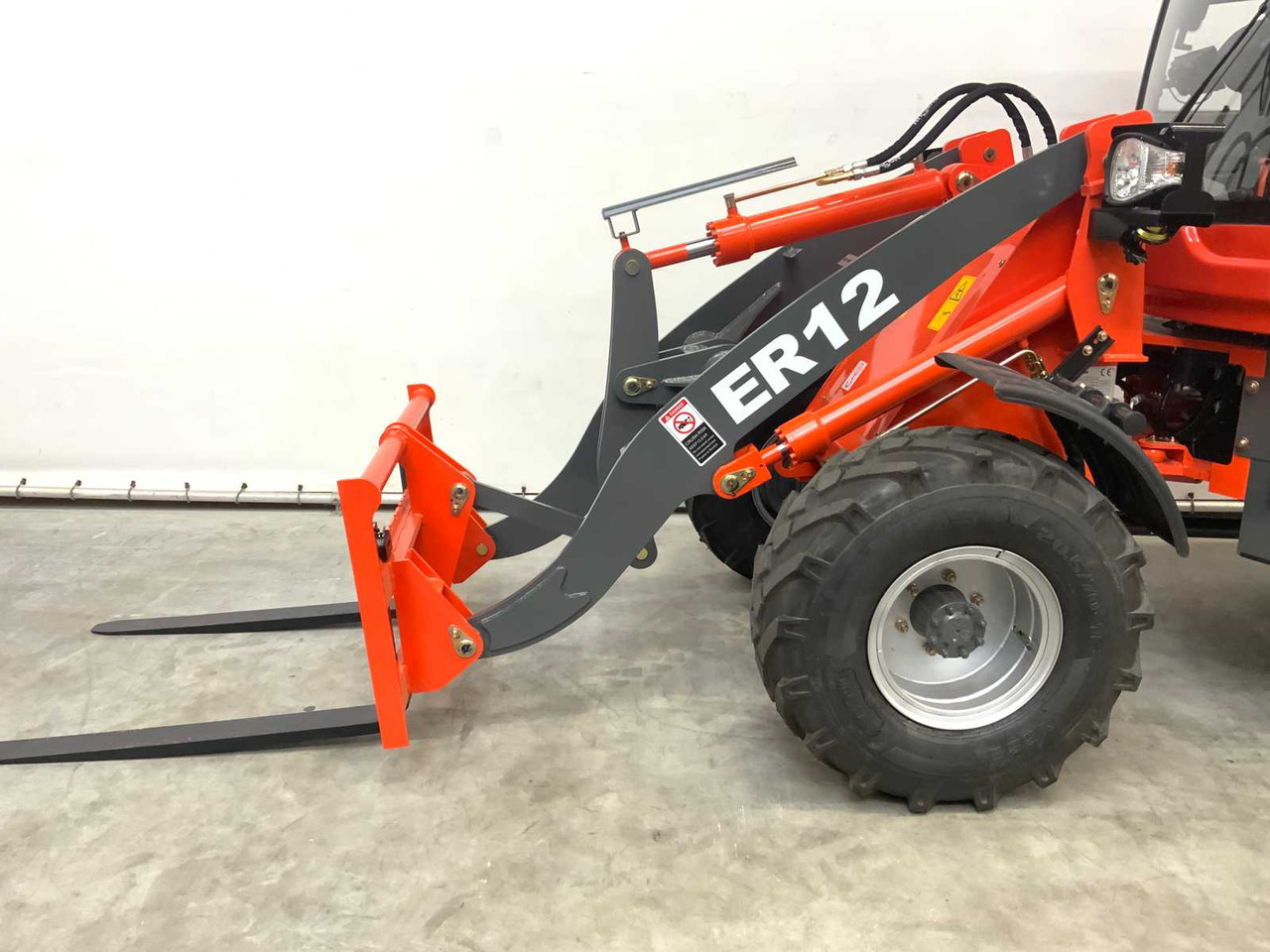 Everun ER12 - Колёсный погрузчик: фото 4 Everun ER12 - Колёсный погрузчик: фото 4