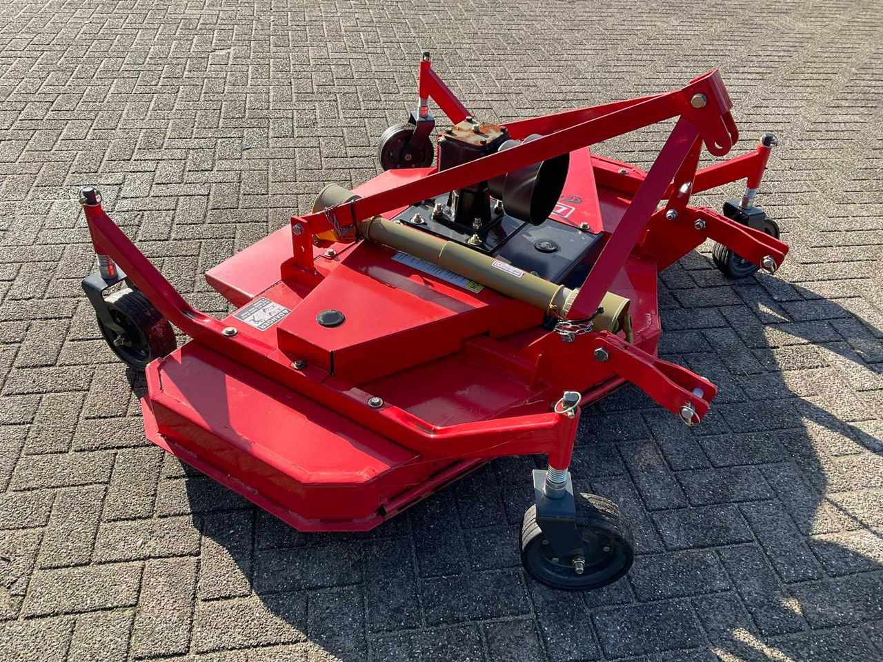 FHM DM180 - Косилка-измельчитель/ Мульчер: фото 2 FHM DM180 - Косилка-измельчитель/ Мульчер: фото 2