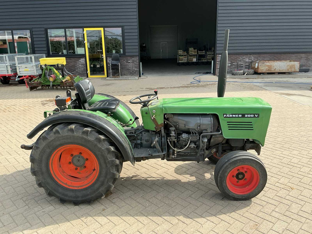 Fendt Farmer 200V - Минитрактор: фото 4 Fendt Farmer 200V - Минитрактор: фото 4
