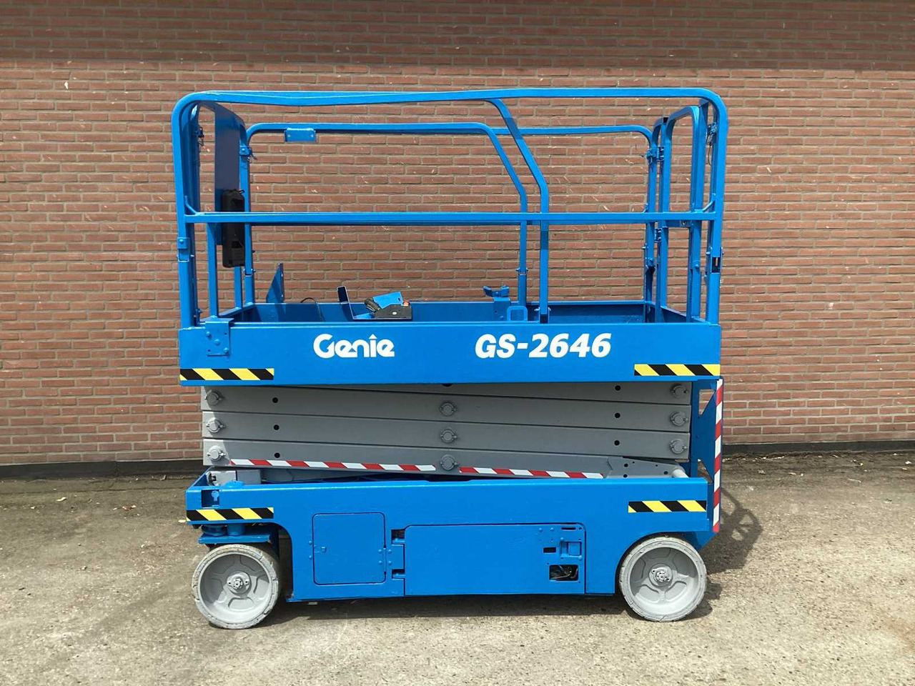 GENIE GS-2646 - Подъёмник: фото 2 GENIE GS-2646 - Подъёмник: фото 2