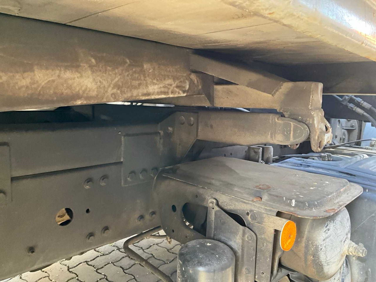 Грузовик 1995 IVECO 120 E 15 TRUCK WITH CRANE AND ACCESSORIES: фото 17 Грузовик 1995 IVECO 120 E 15 TRUCK WITH CRANE AND ACCESSORIES: фото 17