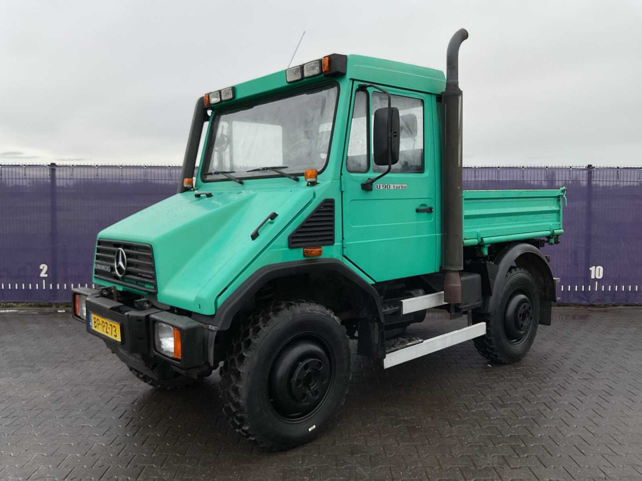 1998 MERCEDES-BENZ UNIMOG TRUCK - Грузовик: фото 1 1998 MERCEDES-BENZ UNIMOG TRUCK - Грузовик: фото 1
