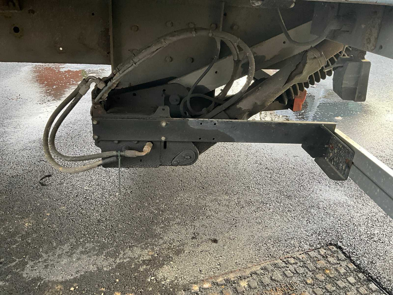 Грузовик 2008 IVECO EUROCARGO 120E22 - HYDRAULIC TAIL LIFT: фото 17 Грузовик 2008 IVECO EUROCARGO 120E22 - HYDRAULIC TAIL LIFT: фото 17