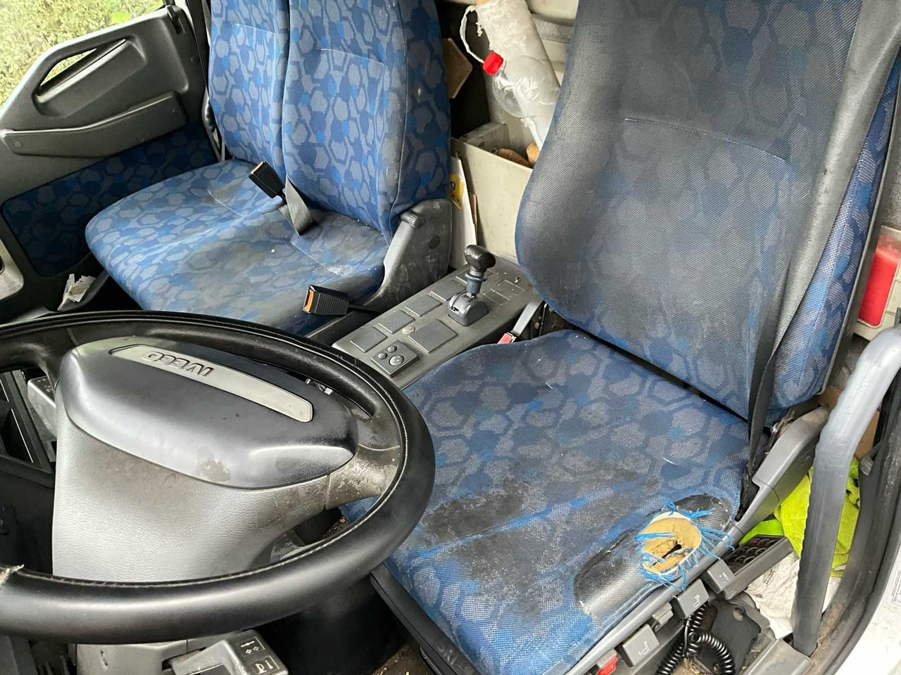 Грузовик 2008 IVECO EUROCARGO 120E22 - HYDRAULIC TAIL LIFT: фото 35 Грузовик 2008 IVECO EUROCARGO 120E22 - HYDRAULIC TAIL LIFT: фото 35