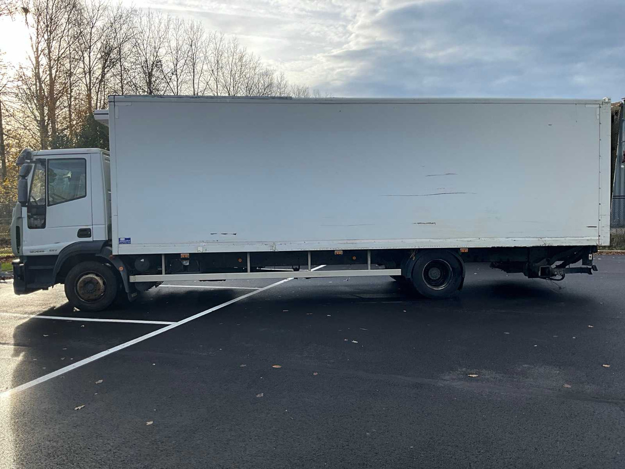 2013 IVECO EUROCARGO REFRIGERATED TRUCK - HYDRAULIC TAIL LIFT - AUTOMATIC - Грузовик: фото 2 2013 IVECO EUROCARGO REFRIGERATED TRUCK - HYDRAULIC TAIL LIFT - AUTOMATIC - Грузовик: фото 2