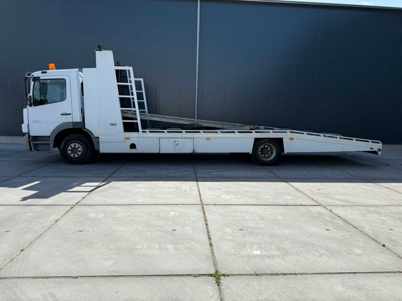 MERCEDES-BENZ - TIJHOF CAR TRANSPORTER - ATEGO 1223 - TRUCK - 2007 - Грузовик: фото 2 MERCEDES-BENZ - TIJHOF CAR TRANSPORTER - ATEGO 1223 - TRUCK - 2007 - Грузовик: фото 2