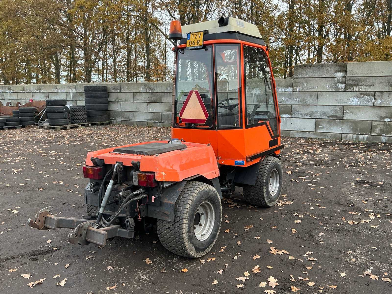 HOLDER 202 ALL-WHEEL DRIVE AGRICULTURAL TRACTOR - Трактор: фото 5 HOLDER 202 ALL-WHEEL DRIVE AGRICULTURAL TRACTOR - Трактор: фото 5