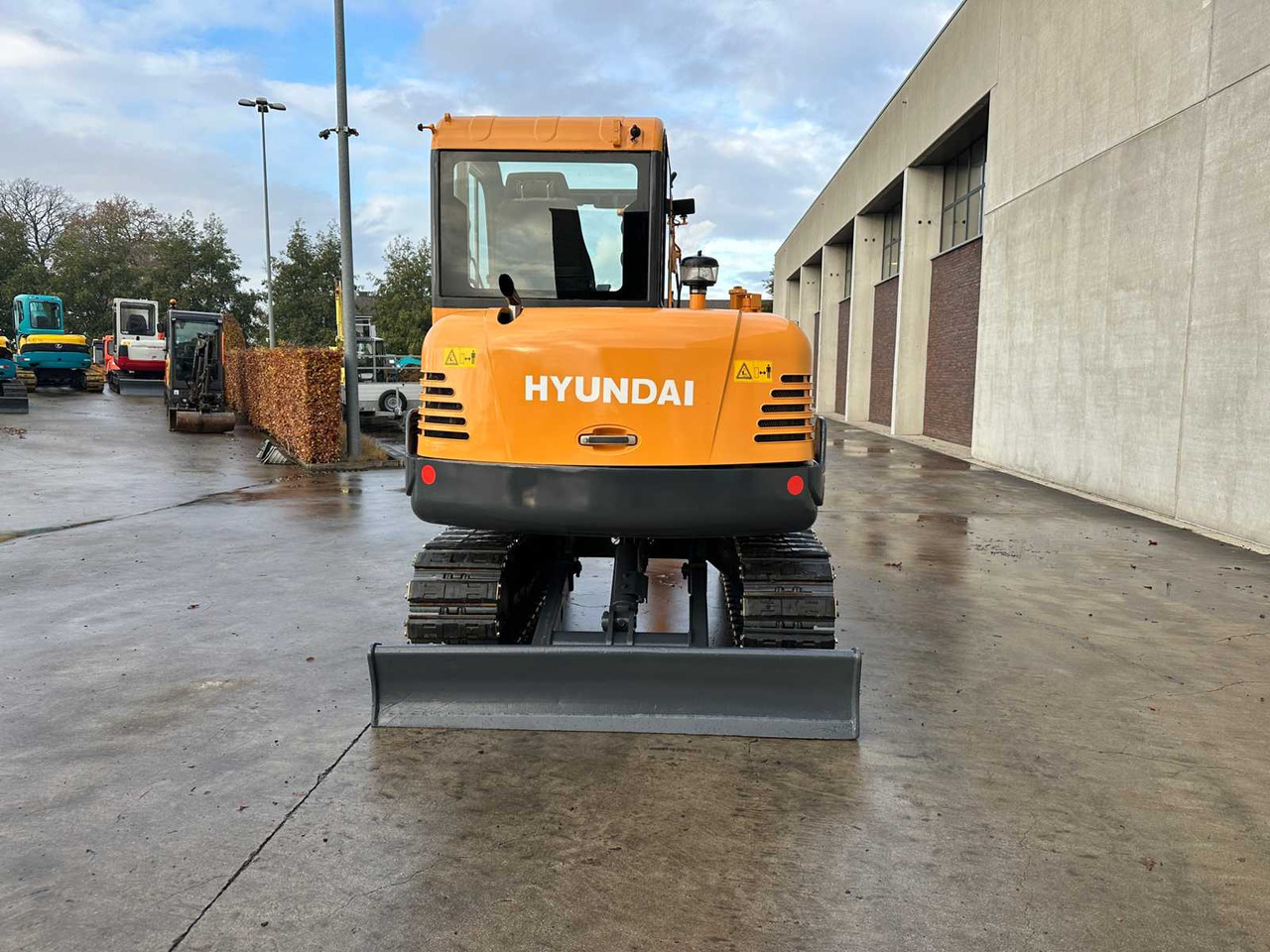 HYUNDAI - 2017 - R60V - MIDI EXCAVATOR - Экскаватор: фото 5 HYUNDAI - 2017 - R60V - MIDI EXCAVATOR - Экскаватор: фото 5