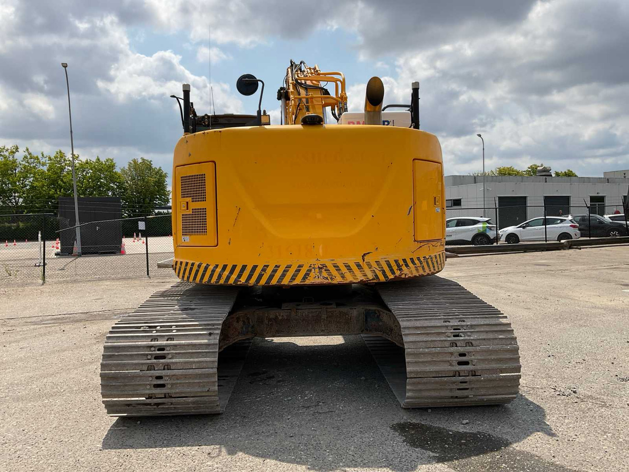 Hitachi ZX225USLC-5B - Гусеничный экскаватор: фото 5 Hitachi ZX225USLC-5B - Гусеничный экскаватор: фото 5