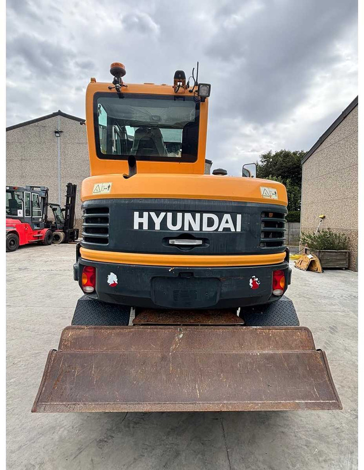Hyundai R55W-9A - Колёсный экскаватор: фото 3 Hyundai R55W-9A - Колёсный экскаватор: фото 3