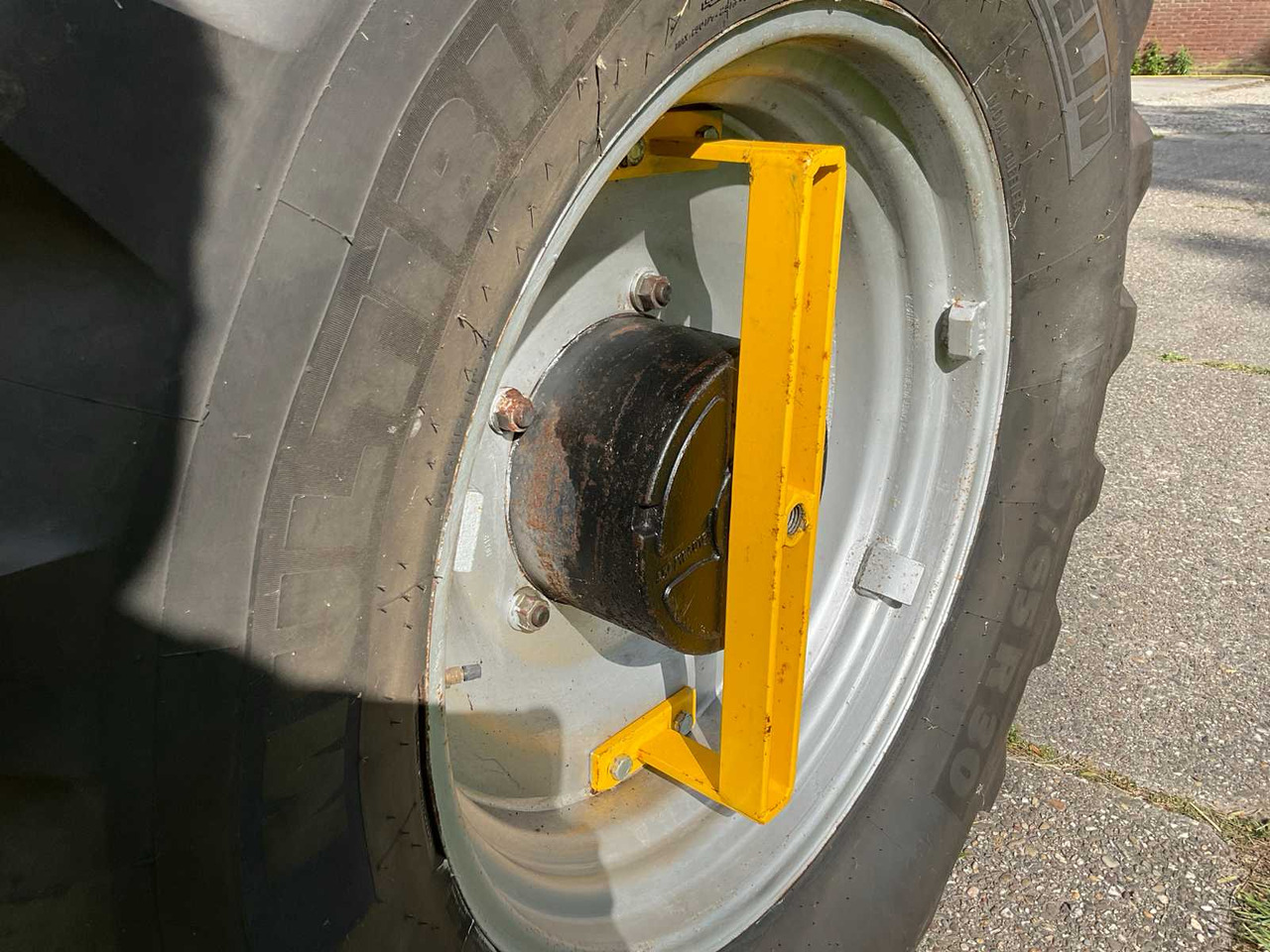 Трактор JCB Fastrac 1135 4WS: фото 16
