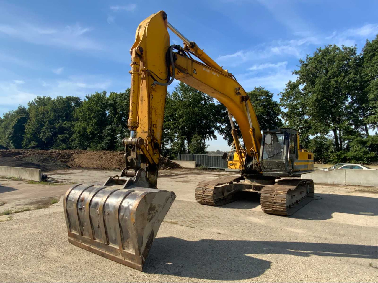 JCB JS300lc - Гусеничный экскаватор: фото 1 JCB JS300lc - Гусеничный экскаватор: фото 1