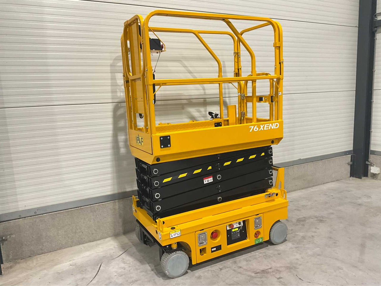 JD Equipment 76XEND - Подъёмник: фото 1 JD Equipment 76XEND - Подъёмник: фото 1