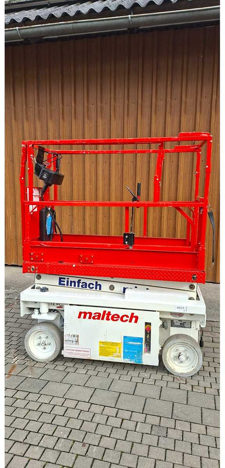 JLG - 1532 - E3 - 2001 - SCISSOR LIFT - Подъёмник: фото 1 JLG - 1532 - E3 - 2001 - SCISSOR LIFT - Подъёмник: фото 1